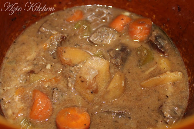 My Best Beef Stew In Slow Cooker - Azie Kitchen