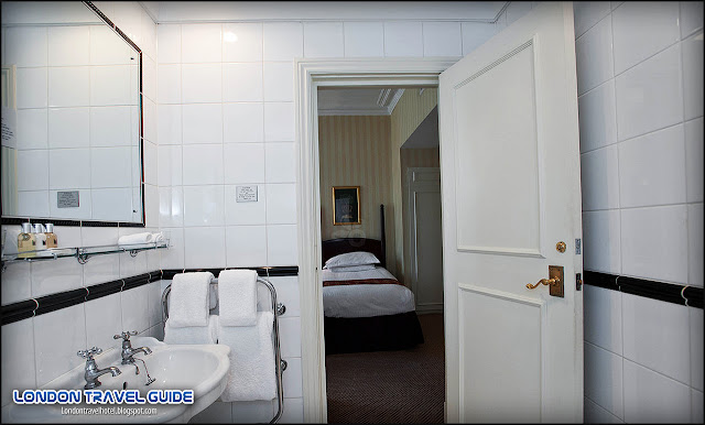 The Standard Room - Twin Setup at the Millennium Bailey's Hotel London Kensington-5