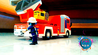 fire truck camion de momberos emergencia film pelicula para niños toys games
