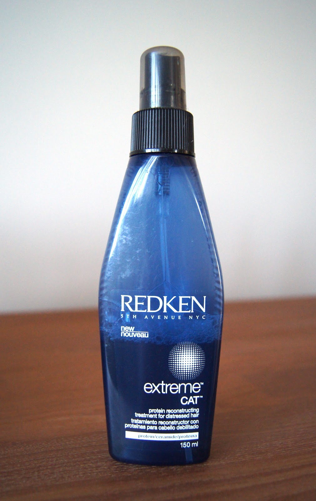  Redken  Extreme CAT  Protein Reconstructing Treatment Review 