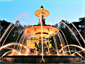 Iluminación de la Fuente de Tourny en la Ciudad de Quebec