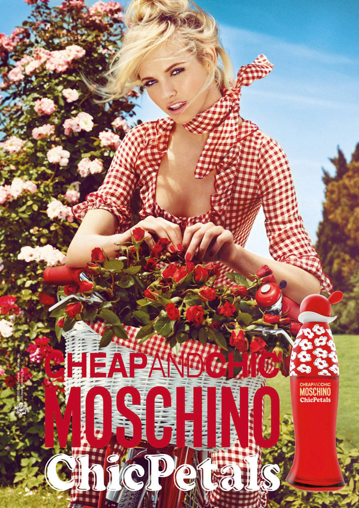 "Chic Petals" - A New Fragrance from Moschino Cheap and Chic 