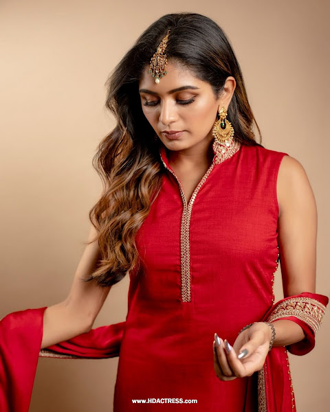 Aditi Shankar Ravishing in Red latest Pictures,Stills, Images,Photo Gallery, Wallpapers