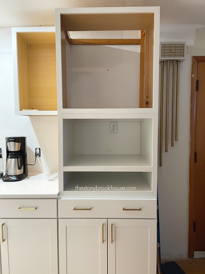 Building Microwave cabinet space