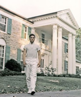 Elvis_graceland