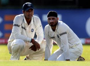 Harbhajan-Singh-picked-up-ahead-of-Pragyan-Ojha