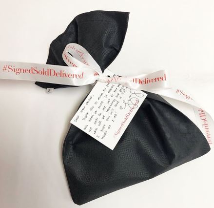 SignedSoldDelivered: Customers Will Get The Chance To Have Handwritten Notes From Celebrities Like Angel Locsin