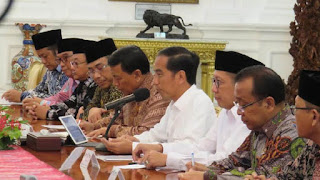 Jokowi Sebut HTI Dibubarkan Karena Peroleh Masukan Termasuk dari Ulama