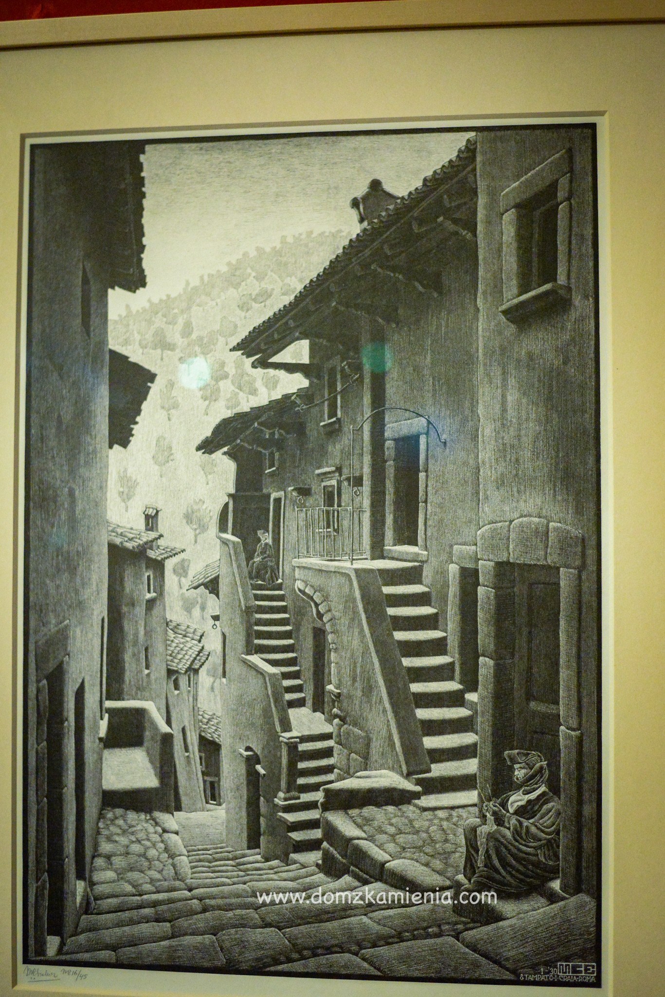 Escher Museo degli Innocenti we Florencji, Dom z Kamienia