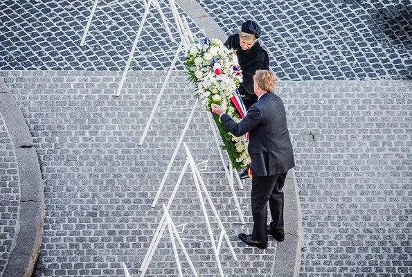 Remembrance Day ceremony at Dam Square in Amsterdam. King Willem-Alexander, Queen Maxima, Mark Rutte