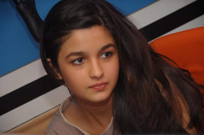 Alia Bhatt Wallpapers 2013