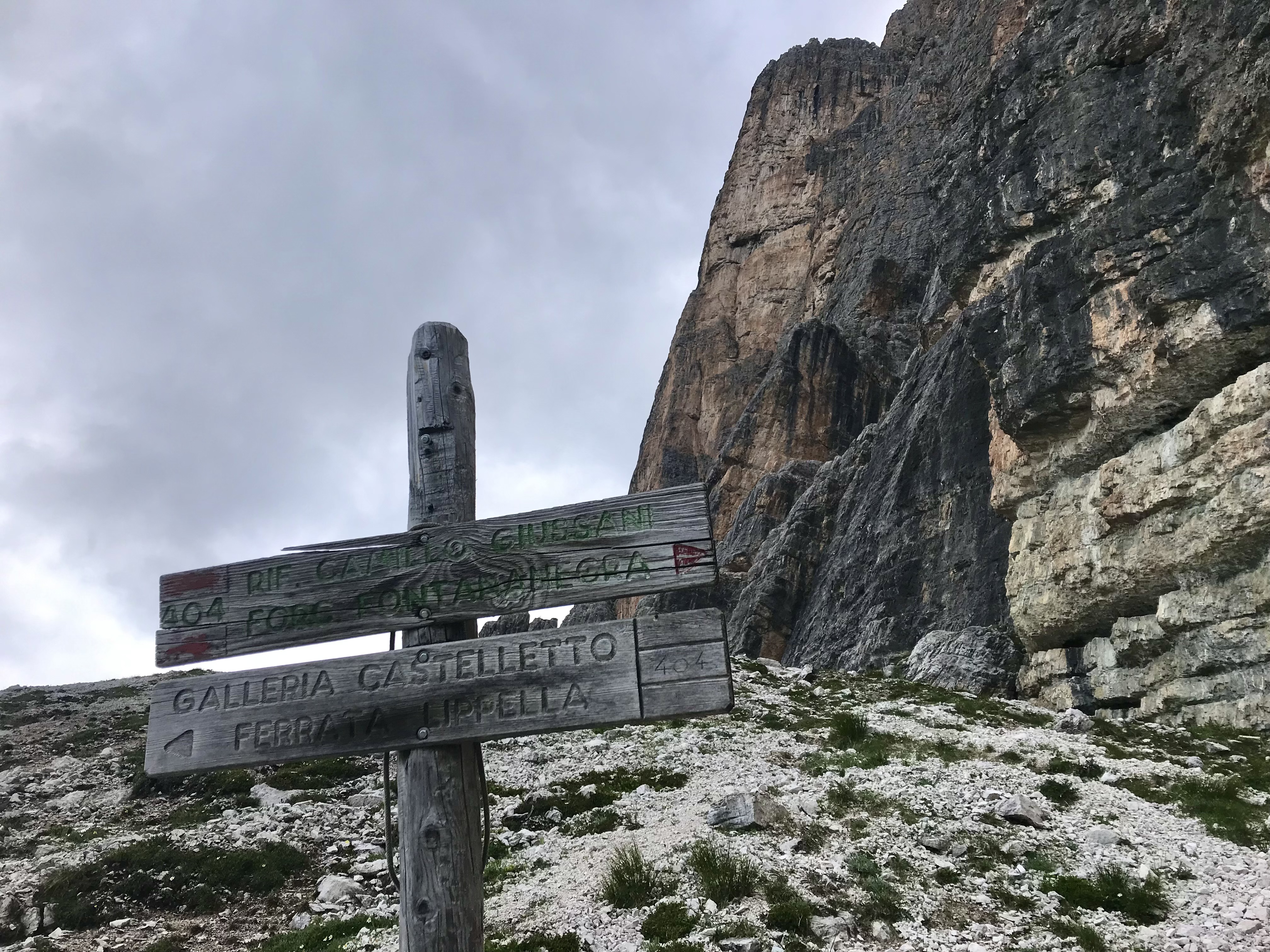 Dolomites, Alta Via 1, AV1, Italia, rifugio Lagazuoi, Tofana de Rozes, Cinque Torri, rifugio Nuvolau, Trekking