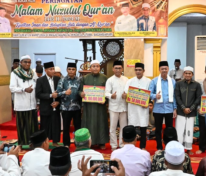 Pemkab Rohil Hadirkan Ustaz Ucay Peringati Nuzulul Quran di Masjid Agung Al Ikhlas