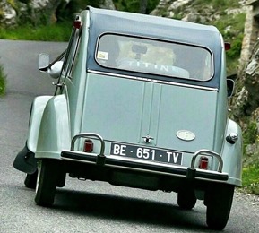 Citroën 1964 2 CV AZAM arrière après