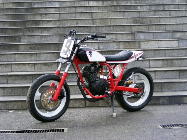 Honda CB 100