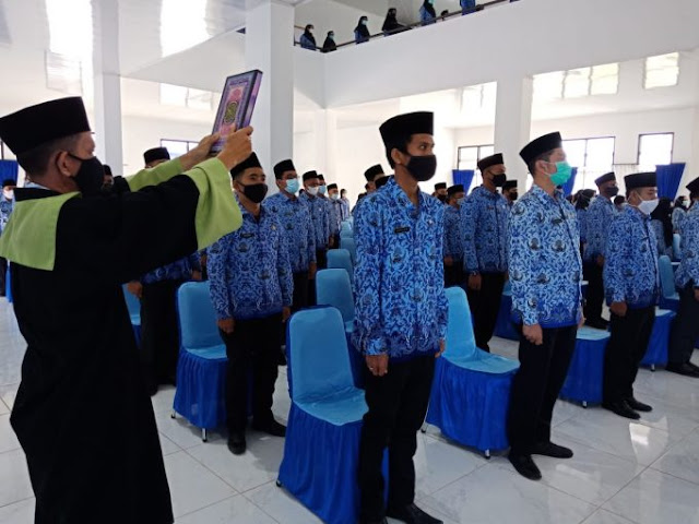 Bupati Natuna Melantik 258 CPNS Menjadi PNS Tahun 2021