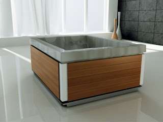 Wooden Jacuzzi Design