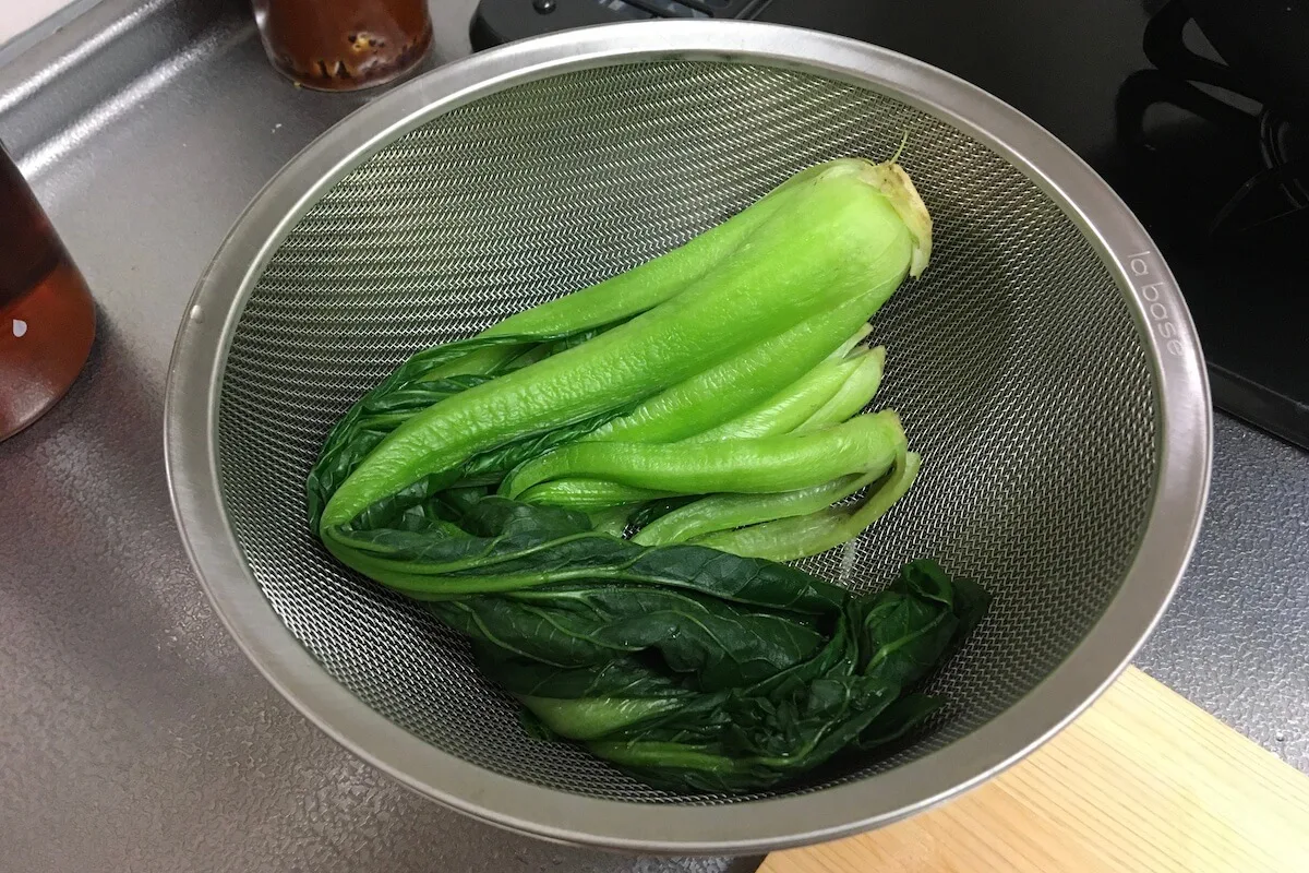 茹でた青菜の水切り