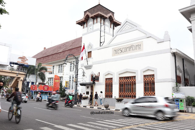 Bangunan kuno sisa penjajahan Belanda yang ada di Bandung