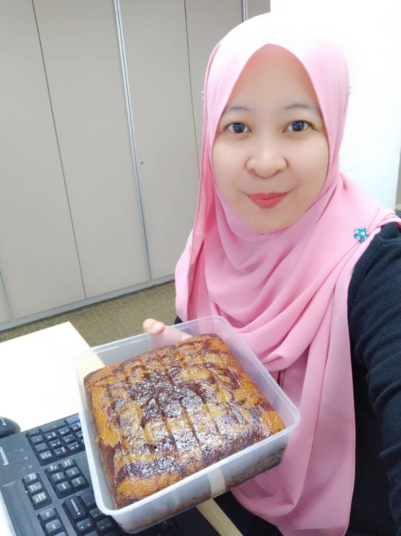 My Life & My Loves ::.: Kek Pisang Moist Coklat sedap !!!