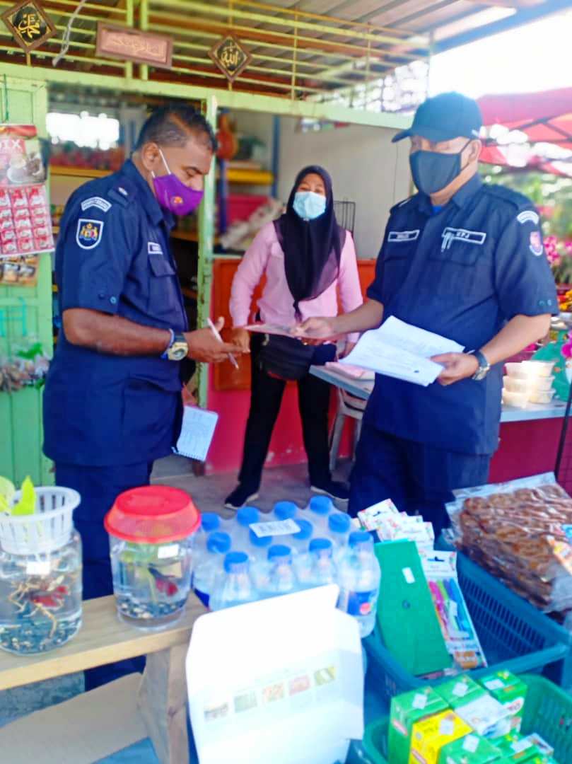 Sekitar Operasi Bersepadu Kebersihan, Lesen Penjaja ...