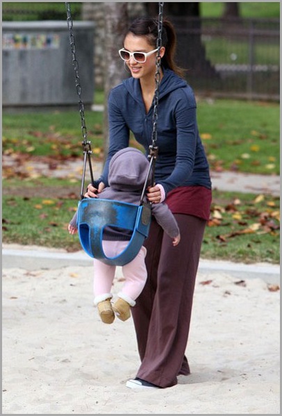jessica alba, honor, in the beach, jesica