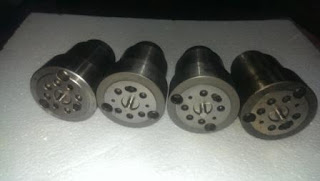 For sale: 135x12x0.625 RND SULZER NOZZLES 4PCS Email: idealdieselsn@hotmail.com