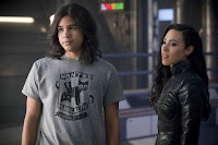 Jessica Camacho and Carlos Valdes in The Flash Season 4 (24)