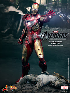 Hot Toys Avengers Iron Man Mk VII Battle-Damaged Exclusive Figure