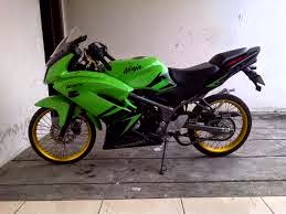 Modifikasi Motor Ninja RR Terbaru 2015 | www.otomotiif.blogspot.com