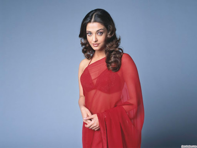 Aishwarya Rai Looks Hotter In Red Dress