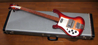 Rickenbacker 4001S