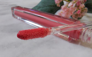 Review Olcay Gulsen Beauty Lipgloss