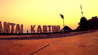 Senja di Pantai Kartini (Kisah-Kisah Kota Tuah)