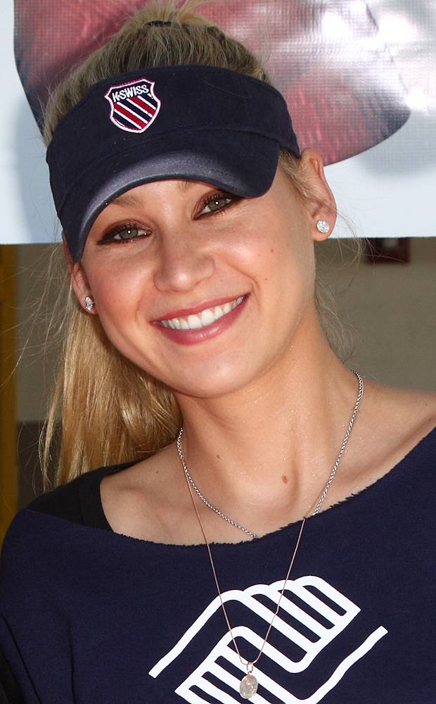 Anna Kournikova Latest Images