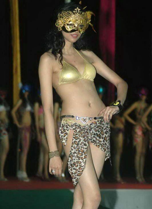 Hot Indian Models Bikini Bash Pictures 2011