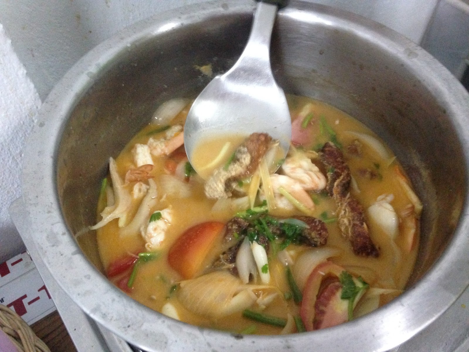 Mimpi ke langit: Resepi Tom Yam Kung (goong) original from 