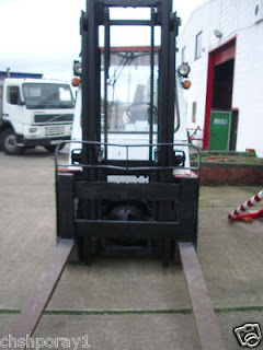 Nissan 40 forklift