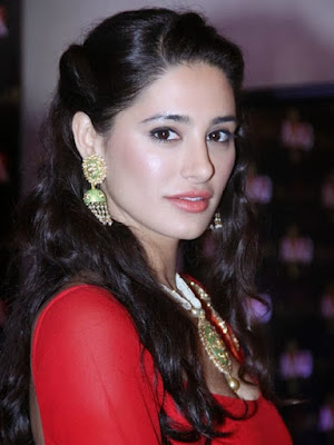 Nargis Fakhri Hot & Bold Photos