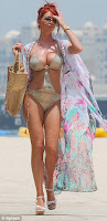 Amy Childs Vacation In Dubai3