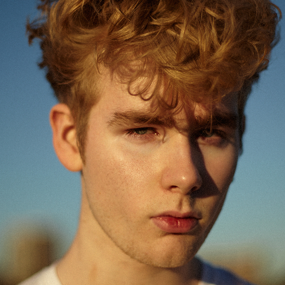 Mura Masa espalha amor pelas ruas de Londres no clipe de ‘What If I Go’