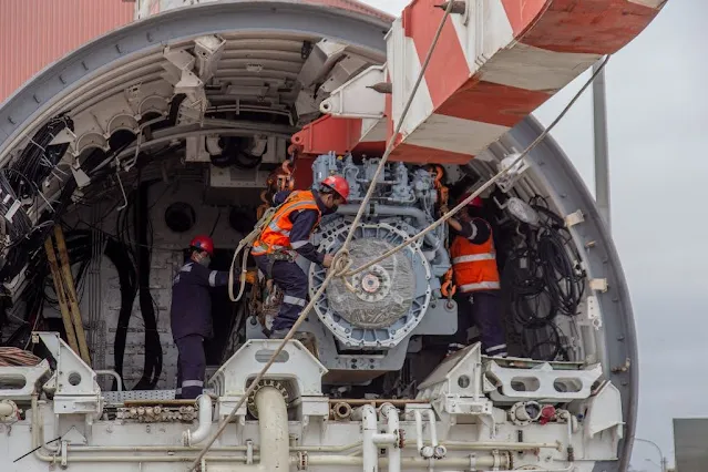 Se remplazaron los 4 motores diésel al Submarino BAP Chipana