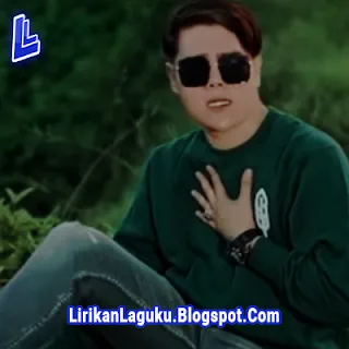 Lirik Lagu Maulana Wijaya - Manis Kata Berbuah Luka