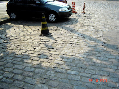 antiga travessa S.M.T.C., atualmente rua José do Patrocínio junto à Guarda Portuária, próximo à rua Almirante Tamandaré Foto de Emilio Pechini