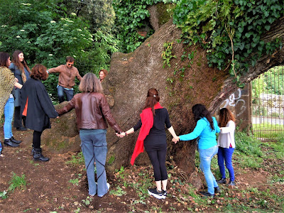 Yogini e Alberi Sacri - Associazione Culturale Orchestès