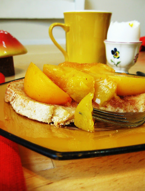 recipe, breakfast, peaches, toast, fleur d'elise