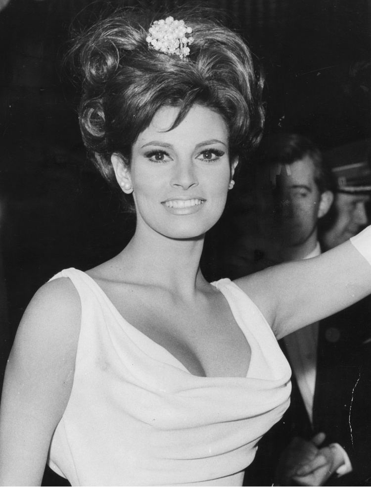 A Vintage Nerd, Vintage Blog, Remembering Raquel Welch, Old Hollywood Blog, Classic Movie Blog, All About Old Hollywood, Old Hollywood Movie Stars