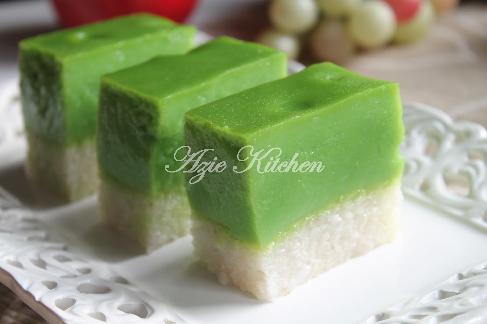 Owh La La Kuih Talam Seri Muka - Azie Kitchen