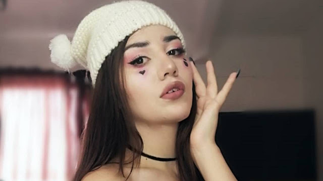 Barbara Navarro – Most Beautiful Young Transgender Youtubers