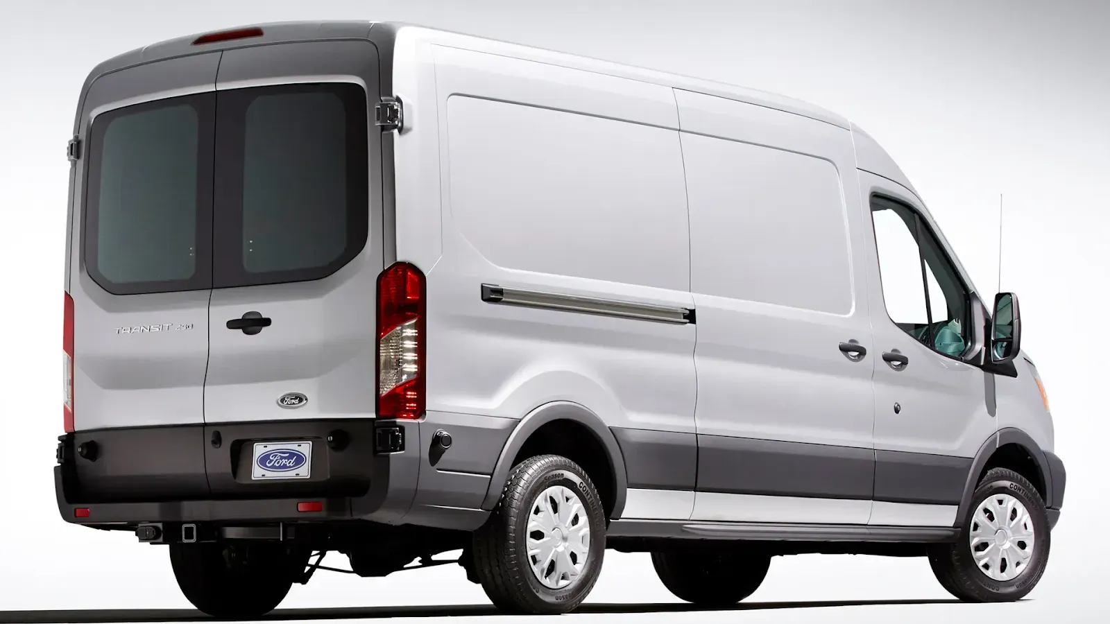 FORD Transit 250 2018 (Vista Exterior 3)